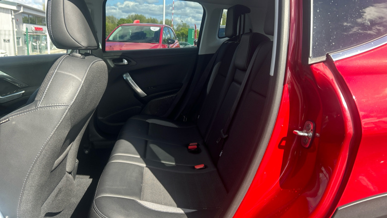 Peugeot 2008 1.2 PureTech 110 Allure Premium 5dr Petrol Estate